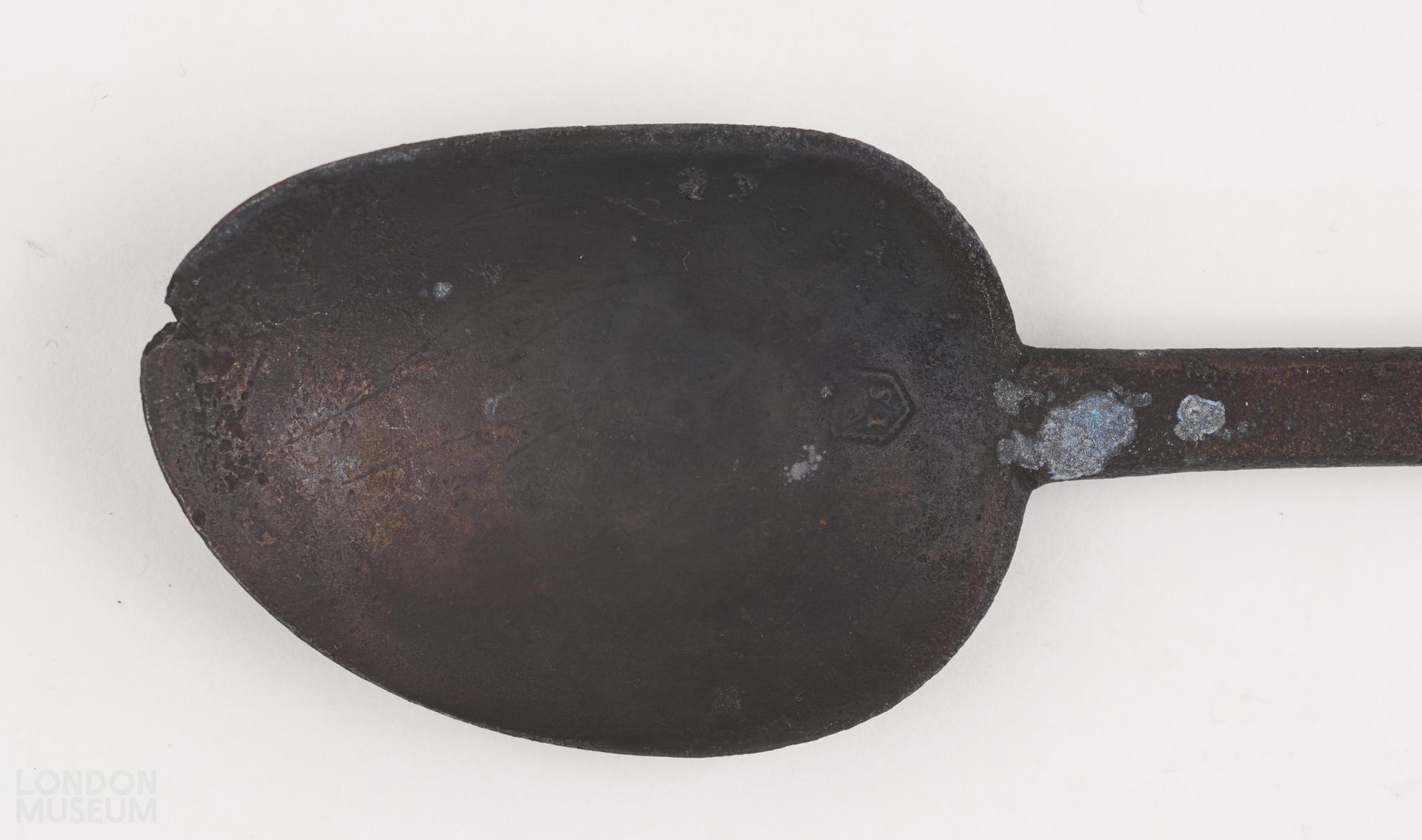 Trefid or split end spoon | London Museum