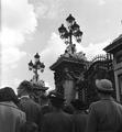 Crowds outside the gates of Buckingham Palace Image preview