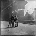 Children trainspotting at St. Pancras Station Image preview