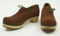 Shoe, clog Image preview