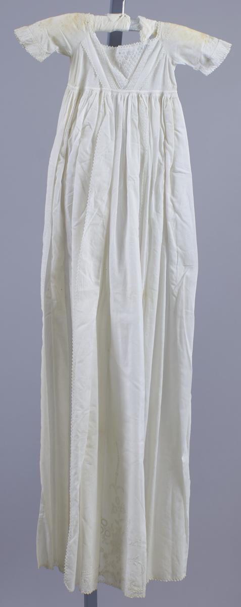 Robe, christening robe | London Museum