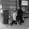 Shoe shiner Image preview