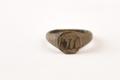 Finger ring, signet ring Image preview