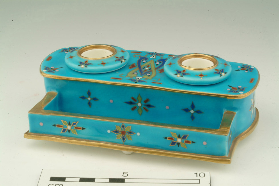 Inkwell, inkwell and lid | London Museum